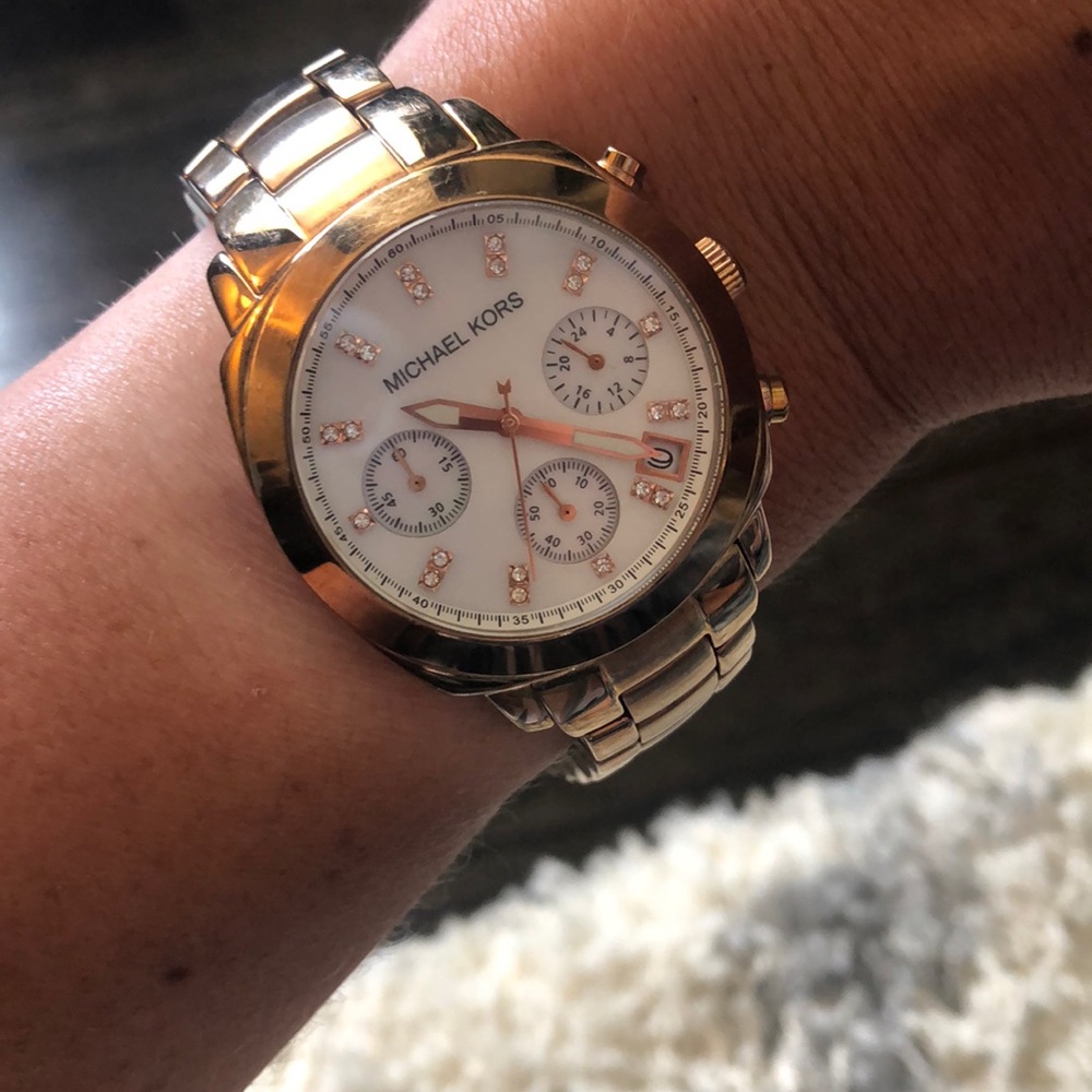 Michael Kors rose gold watch